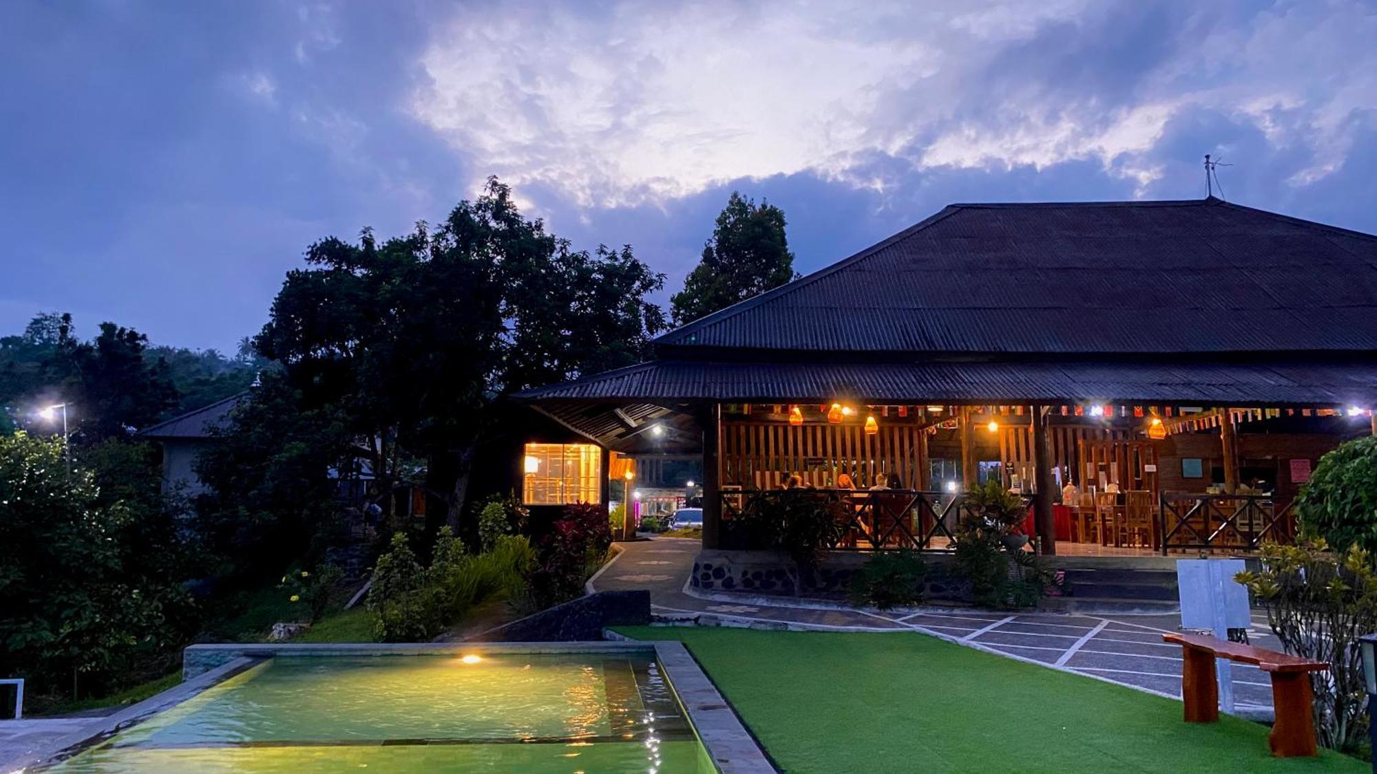 Pondok Senaru Cottages エクステリア 写真